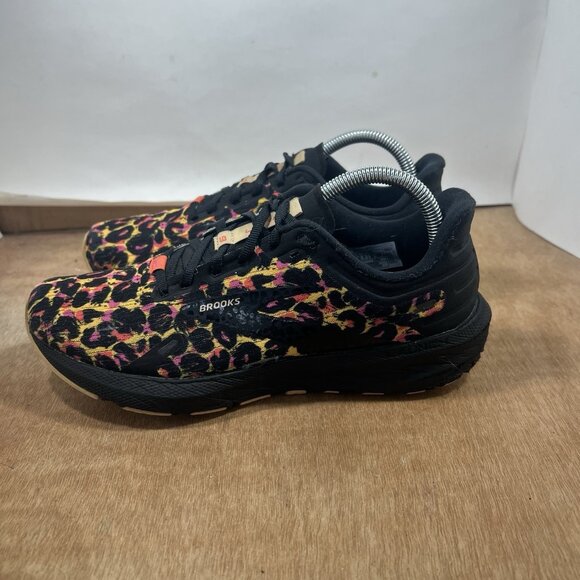 Brooks Launch 9 Women's Size 9 B (Medium) Running Shoes Cheetah Print - Picture 3 of 9